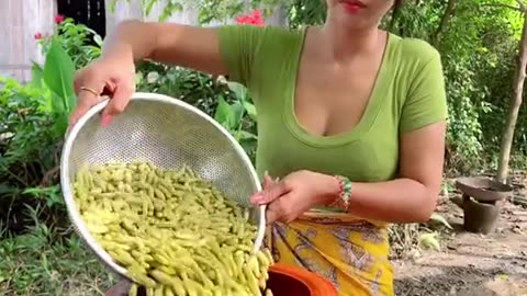 Fresh fruit crispy and make cake cook recipe and eat