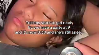 Breaking: Makeup while she sleeps #sisters #makeup #makeuptutorial #sis #shortvi