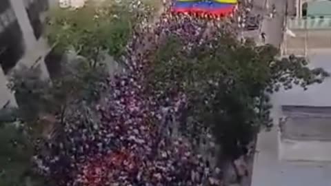 Venezuelans march en masse demanding the return of Nicolas Maduro