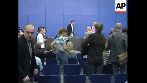 Madeleine McCann Parents face difficult questions