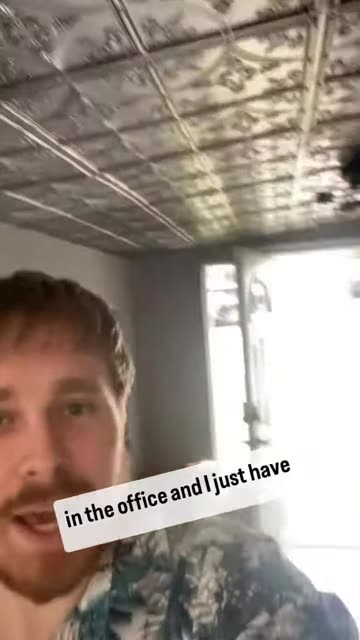 Gen Z health coach on vacation runs into work problems