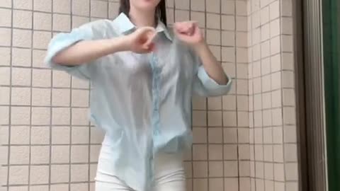 TRENDING SEXY DANCE