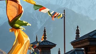 Nepal – Peaks, Prayer Flags & Himalayan Spirit 🏔️🕉️🌄