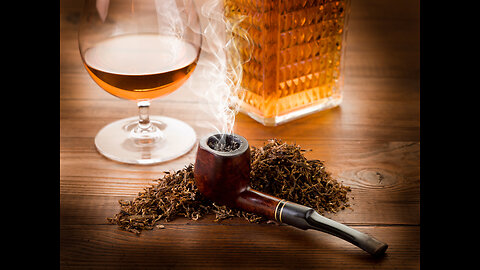 What drinks go well with a tobacco pipe?