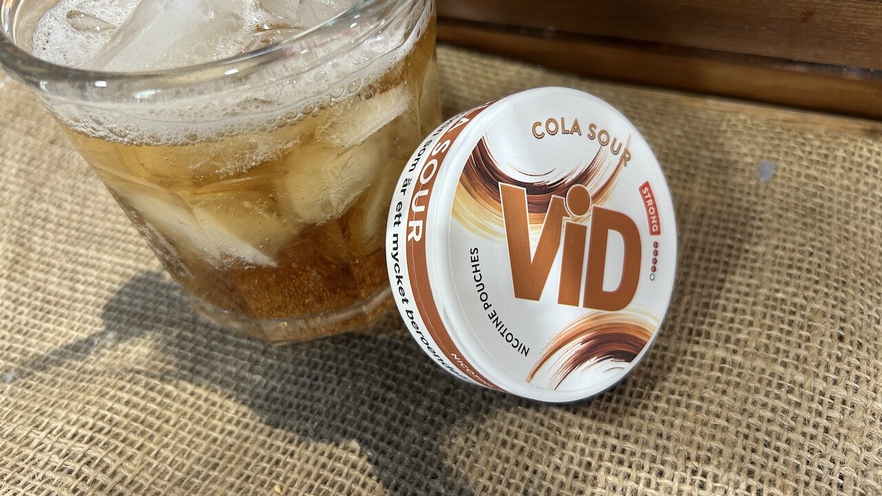 Vid Cola Sour (Nicotine Pouches) Review