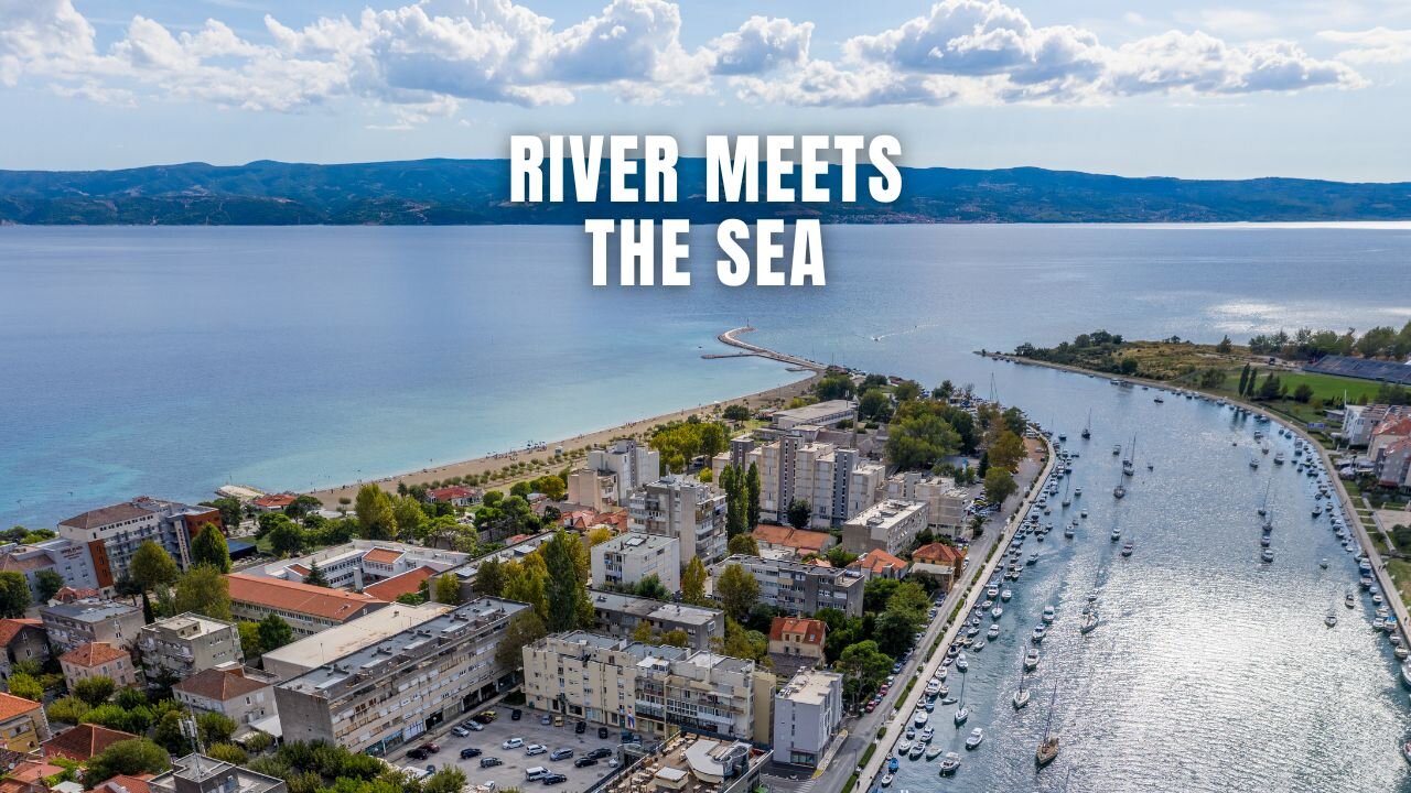River Meets the Sea #omis #croatiatravel #OmisAdventure #explorecroatia