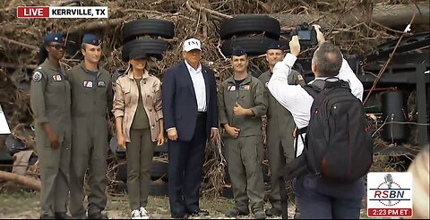 TRUMP❤️🇺🇸🥇🪽🕺VISITS CENTRAL TEXAS🤍🇺🇸🏅🪽🚧TOURS FLOODED AREA💙🇺🇸🏅🪽💦🌊🏚️⭐️