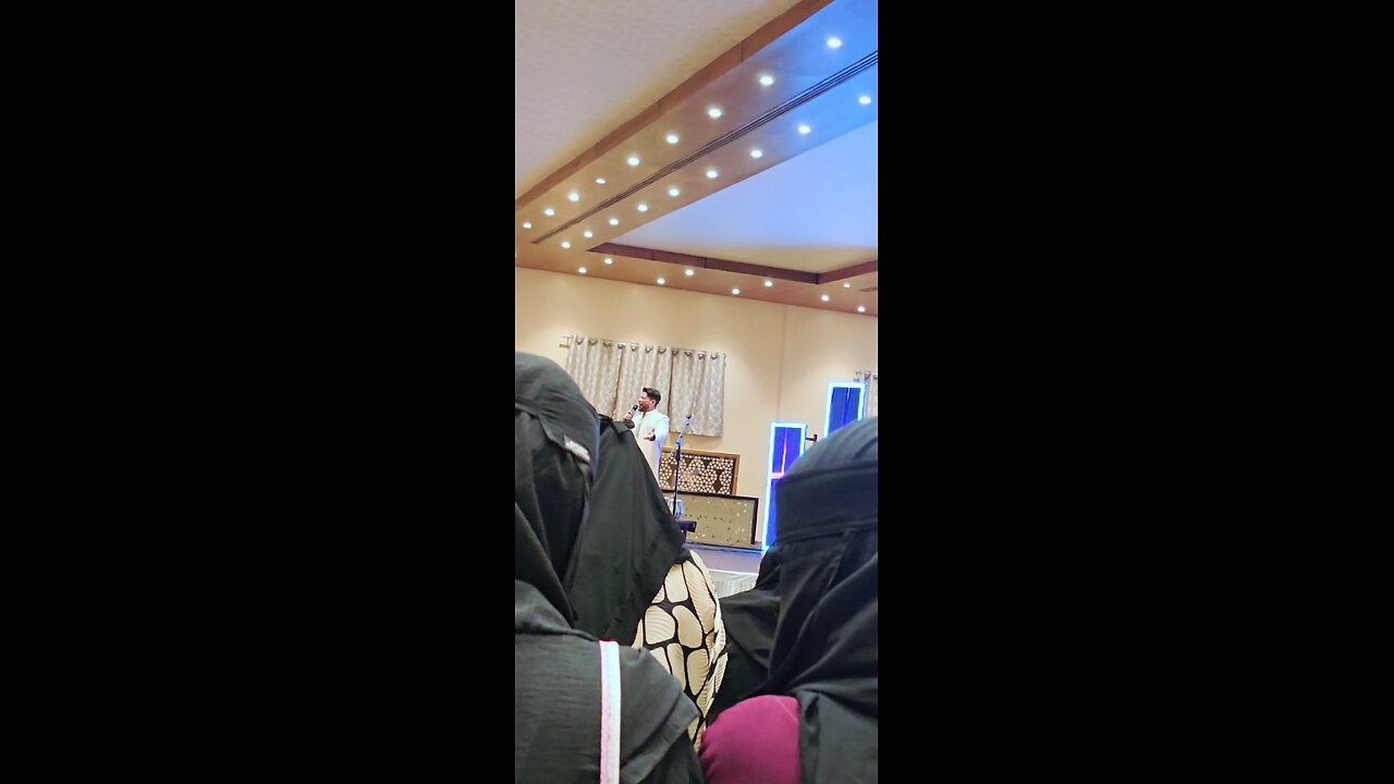 Don't watch the clock ; do what it does. Keep going. 🤩💃🙌🏻