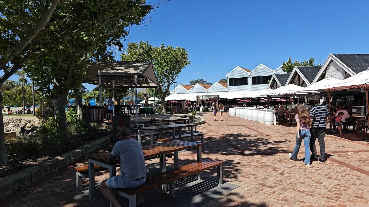 Hillarys Boat Harbour 10th Dec. 2025