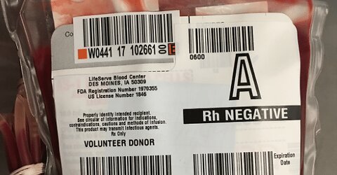 Georg Della Pietra connects blood transfusion recipients and donors, avoiding mRNA vaccine risks.