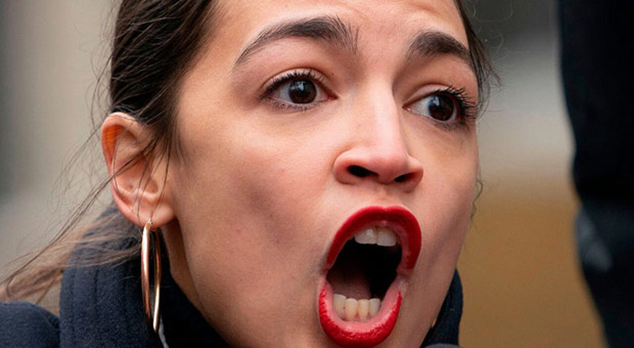 Woke AOC THREATENS Immigration Officials