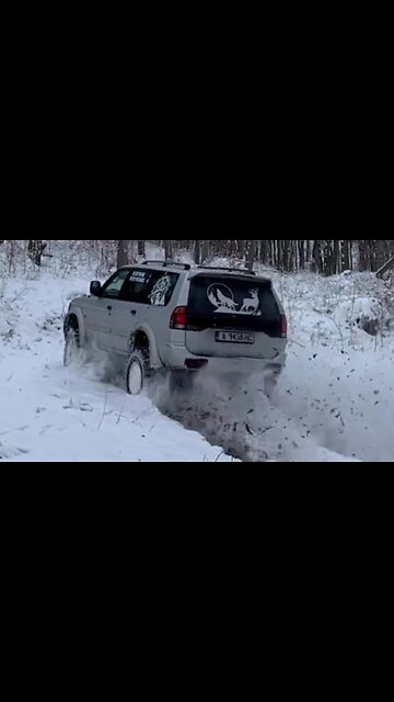 Mitsubishi Pajero Sport V6 vs Snow Hill 💪