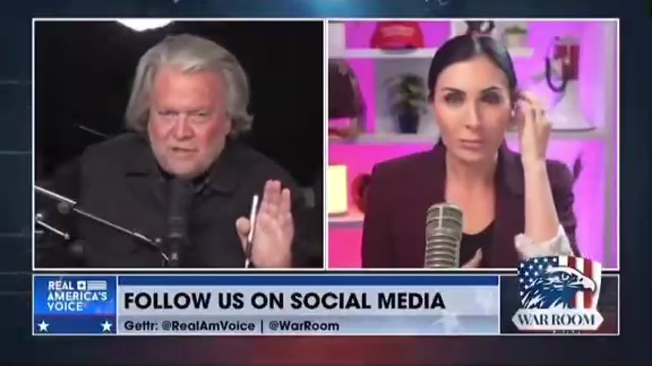Steve Bannon to Laura Loomer: "ISRAEL NEEDS REGIME CHANGE"