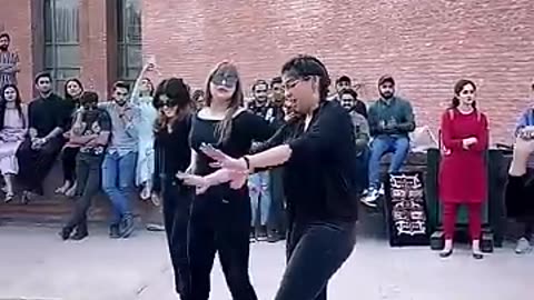 Trending: BNU MUN 5 | Beaconhouse National University Lahore | Flash Mob #bnulah