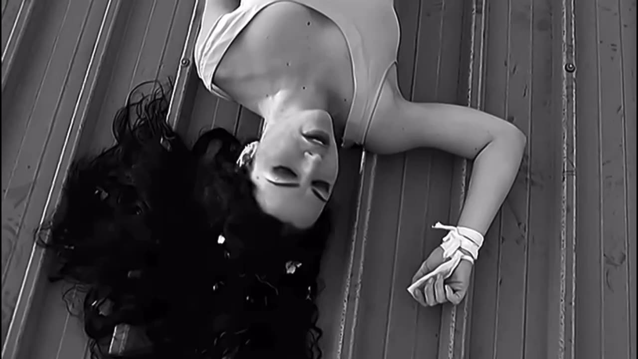Evanescence - My Immortal (Official Music Video) Amy Lee