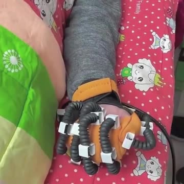 hand therapy machine | caregiver Carrying | elderly care