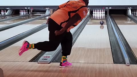 Phaze AI Bowling Ball Review Coming Soon!!! #hititharder #hihbowling #ballreview