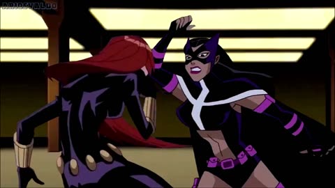 Viúva Negra(Marvel) vs A Caçadora(DC)