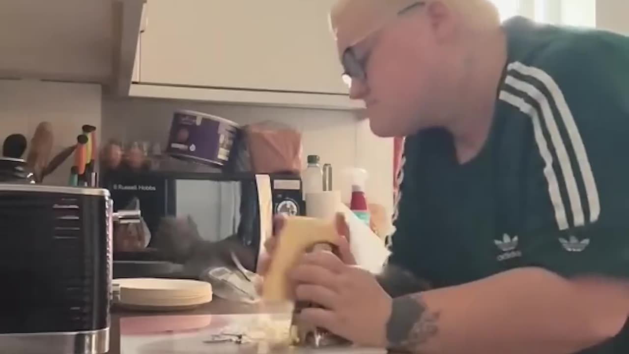 Disgusting candy cooking🤮