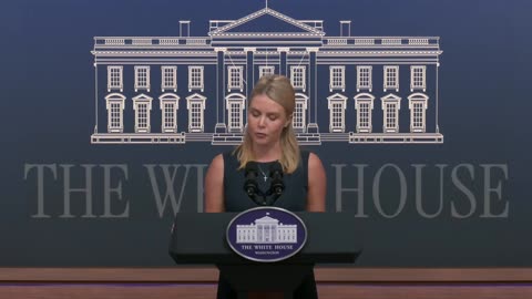 Press Secretary Karoline Leavitt Briefs Members of the New Media, Apr. 30, 2025