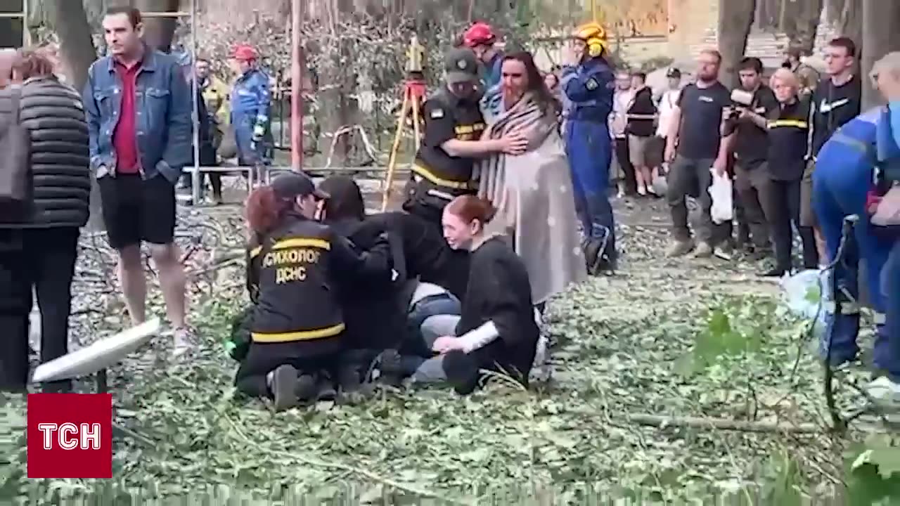 💔 The body of a boy whose father and mother were waiting for him was pulled