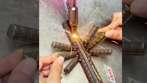 数秒で鋼を粉々にするレーザー技術！