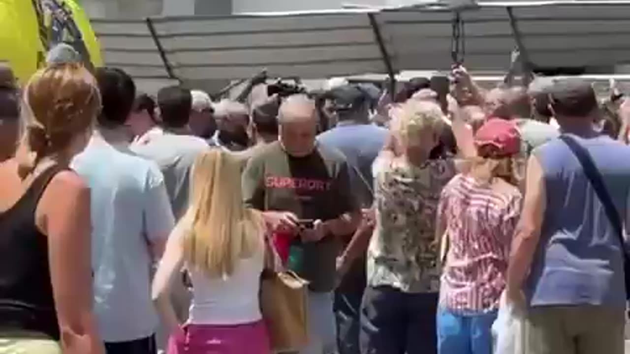 The PM came to visit Bat Yam. The song they're singing is "Bibi, the King of Israel"