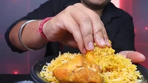 Comparing street vs Restaurant kolkata chicken biryani🔥🔥🔥