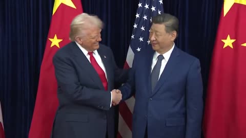President Trump greets Chinese President Xi Jinping in South Korea