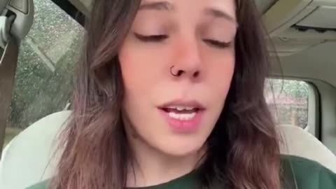 Zoomer Girl Explains Why She Went From Blue-Haired Radical to MAGA in a Year