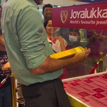 He was able to pull out that gold from its place 💰💪😮🔥