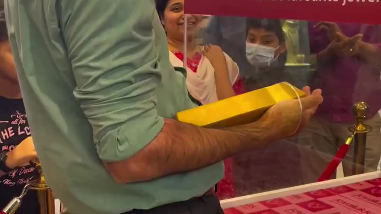 He was able to pull out that gold from its place 💰💪😮🔥