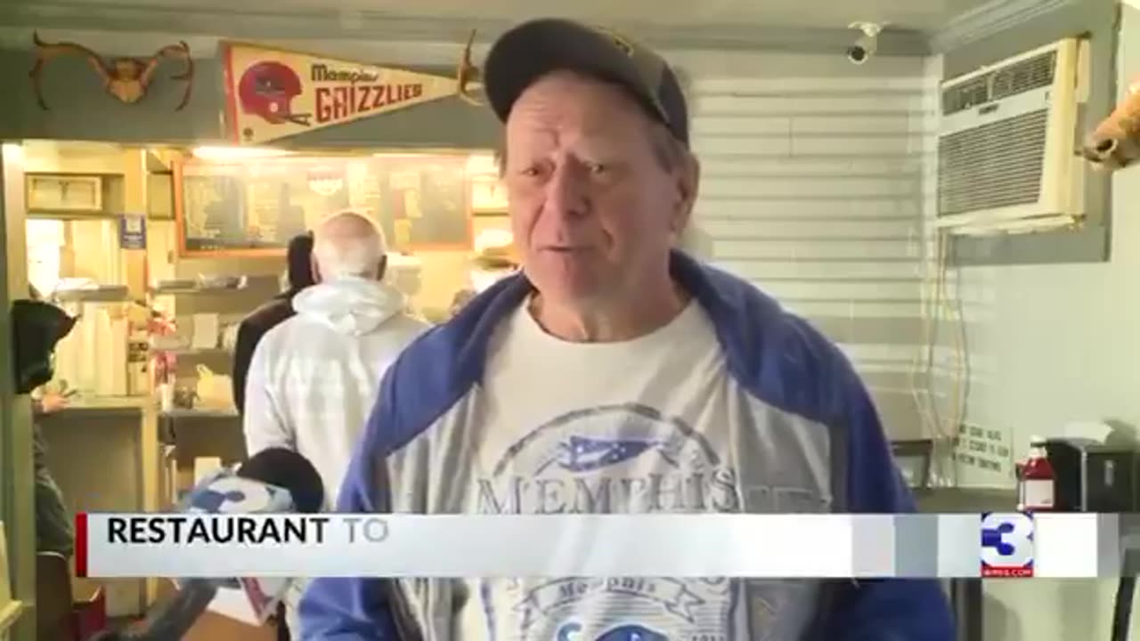 Memphis business owner faces backlash for feeding public servants on Thanksgiving
