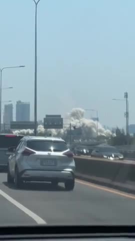 Strong earthquake tremors were felt in Myanmar and Thailand, causing a high-rise under-construction