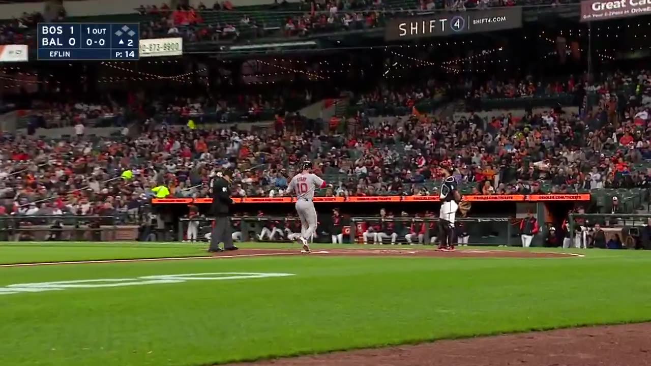 MLB Trevor Story gets the @RedSox on the board with his first blast of the year 💪