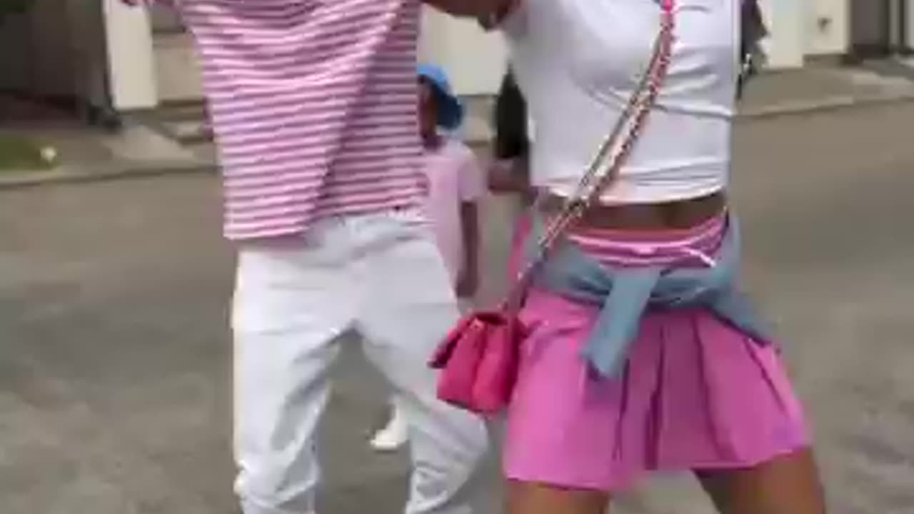 Walk that wayyy