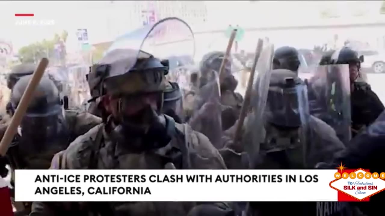 Press and protestors clash with police in California protests