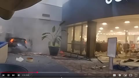 Texas DPS Chase Man Into Mall Getting Hurt Shoot Up Mall for Possible DUI Driver - Officer Safety