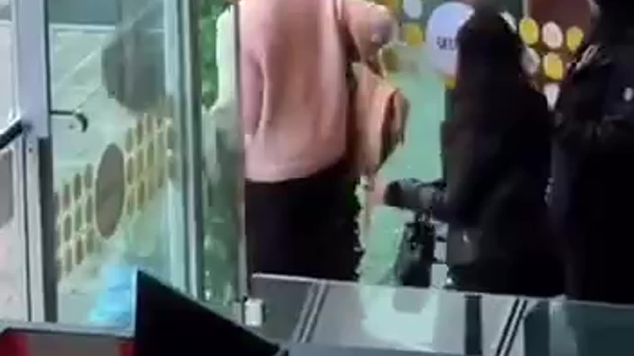 LifeHack: How to get into the cinema for free?