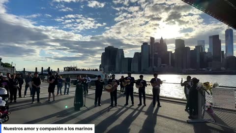 La comudidad mexicana se solidariza con la marina