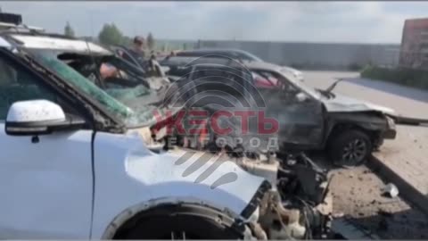 🚁🔥 Ukraine Russia War | Drone Strike Hits Pyaterochka Store Parking in Belgorod | RCF