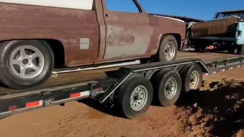 083125 Pete' Hotrod and Truckin Ranch Unloading the 78 & 84 #trucks