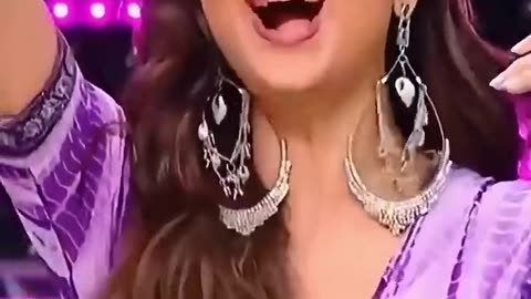 Tiger Shroff and zara khana best dance music song