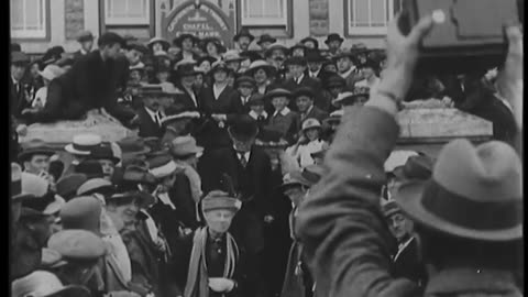 [PATHE NEWSREEL EXCERPTS] - [PATHE NEWSREEL EXCERPTS] - cbs-cbswwi-206