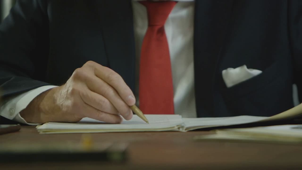 MAMDANI JUST FOLDED. WATCH THE 180 DEGREE TURN