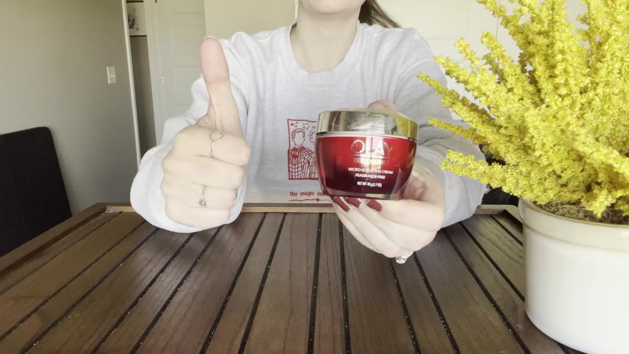 Say Goodbye to Wrinkles with Olay Regenerist! 💧✨