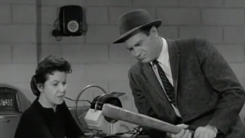Public Domain: Mike Hammer S2.E13 ∙ Park the Body