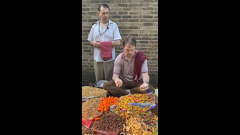 STREET FOOD STYLE: CEREAL 🥣😂 #streetfood #comedyvideo #funny #funnyvideo #funnyvideo