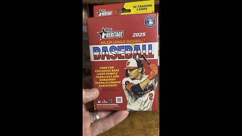 2025 #Topps Heritage #hangerbox #packopening #baseballcards #walgreens