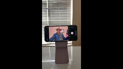 The magnetic tripod Phone case you need!
